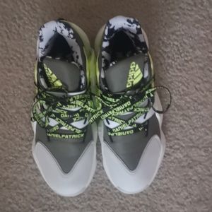 Daniel Patrick X Harden Vol. 4